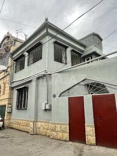 6 otaqlı həyət evi/bağ evi - Yasamal q. - 240 m² (1)