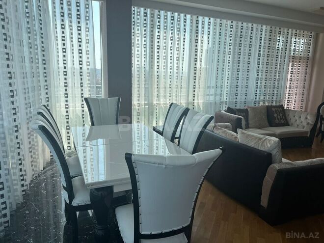 4 otaqlı yeni tikili - 28 May m. - 235 m² (1)