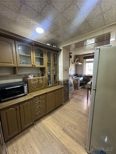 3 otaqlı köhnə tikili - İnşaatçılar m. - 80 m² (9)