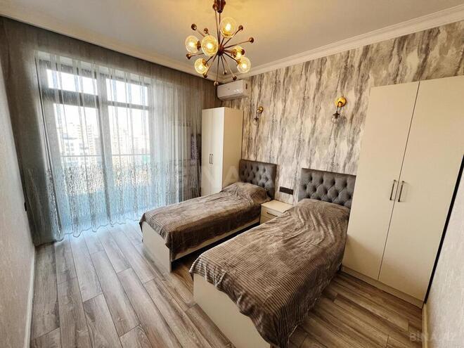 3 otaqlı yeni tikili - 8 Noyabr m. - 110 m² (15)