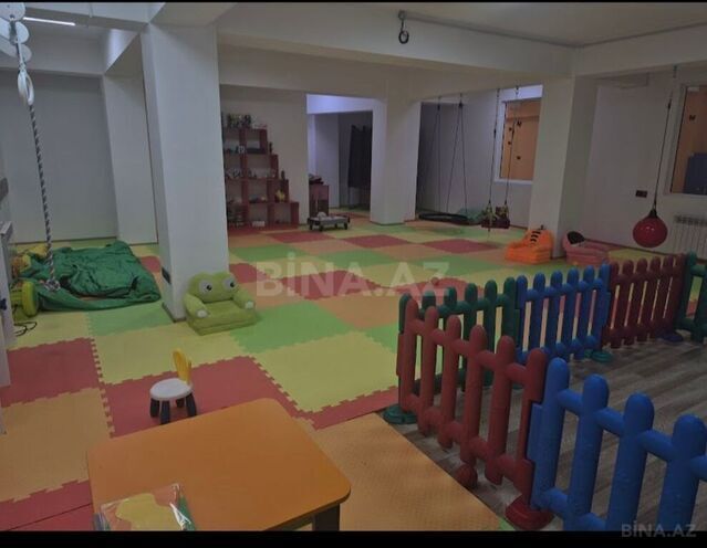 Obyekt - İnşaatçılar m. - 360 m² (1)