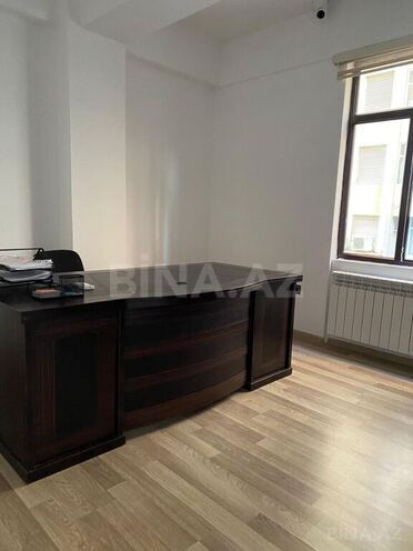 Obyekt - İnşaatçılar m. - 360 m² (13)