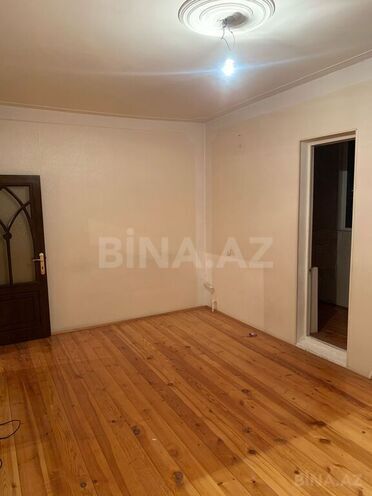 2 otaqlı köhnə tikili - Bakıxanov q. - 40 m² (25)