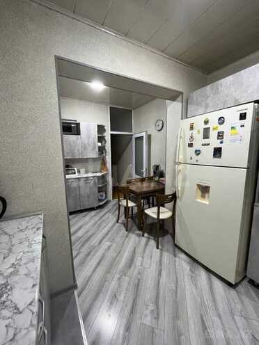 4 otaqlı köhnə tikili - İnşaatçılar m. - 100 m² (12)