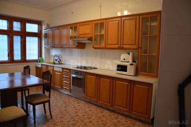 4-комн. вторичка - м. Сахил - 150 м² (7)