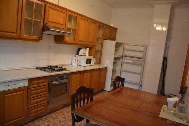 4-комн. вторичка - м. Сахил - 150 м² (8)