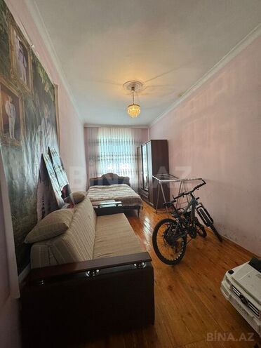 4 otaqlı köhnə tikili - Biləcəri q. - 110 m² (2)