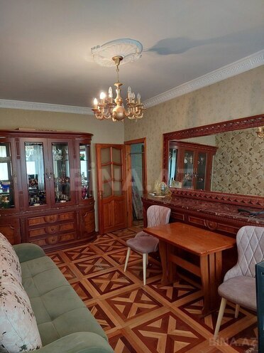2-комн. вторичка - м. Кара Караев - 62 м² (1)