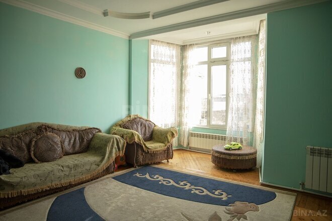 8 otaqlı həyət evi/bağ evi - Xocəsən q. - 260 m² (14)