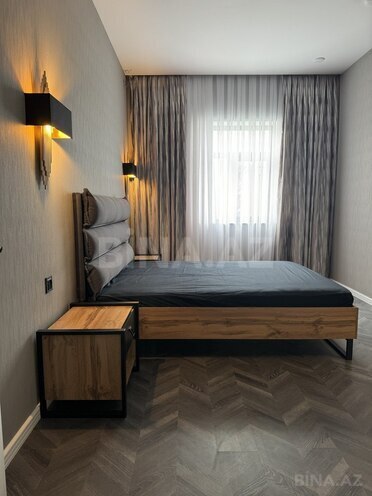 5 otaqlı həyət evi/bağ evi - Şüvəlan q. - 200 m² (14)
