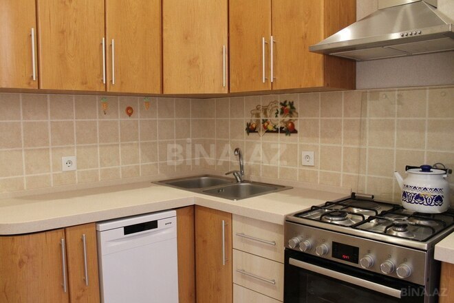 İcarəyə verilir 2 otaqlı köhnə tikili 55 m², Sahil m., photo 13 from 17