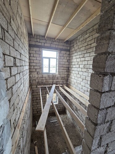 8 otaqlı həyət evi/bağ evi - Ramana q. - 230 m² (4)