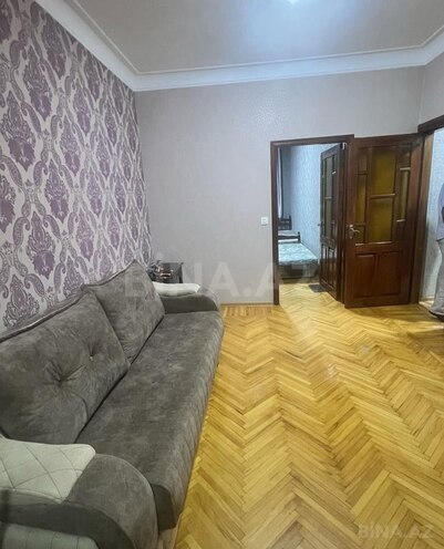2-комн. вторичка - м. Мемар Аджеми - 65 м² (2)