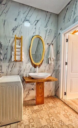 6 otaqlı həyət evi/bağ evi - Qəbələ - 220 m² (4)
