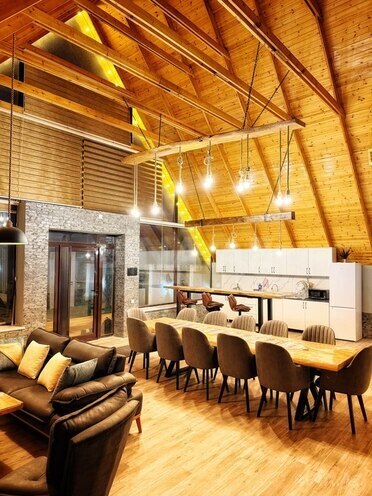 6 otaqlı həyət evi/bağ evi - Qəbələ - 220 m² (1)