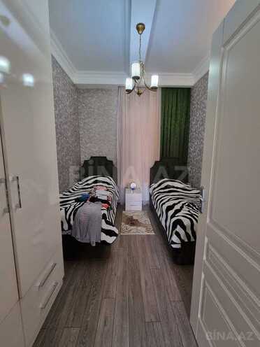 5 otaqlı həyət evi/bağ evi - Şüvəlan q. - 200 m² (17)