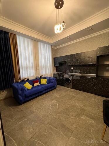 5 otaqlı həyət evi/bağ evi - Şüvəlan q. - 200 m² (18)