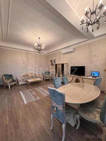 5 otaqlı həyət evi/bağ evi - Şüvəlan q. - 200 m² (10)