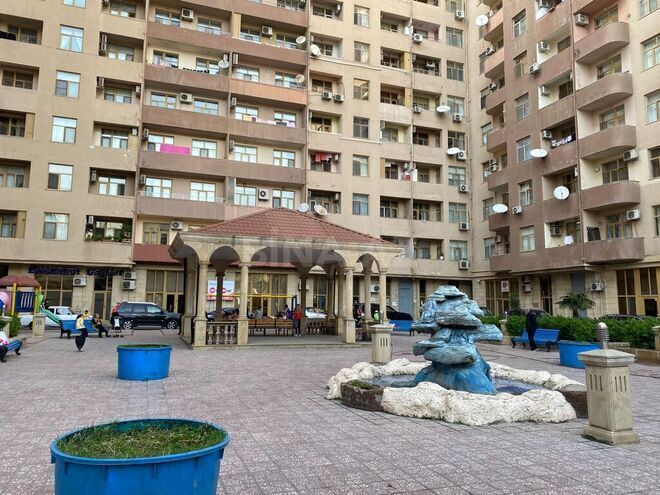 4-комн. новостройка - м. 28 мая - 180 м² (1)
