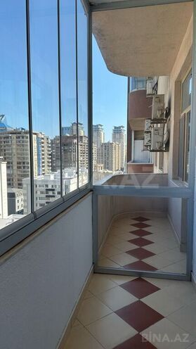 4-комн. новостройка - м. 28 мая - 180 м² (13)