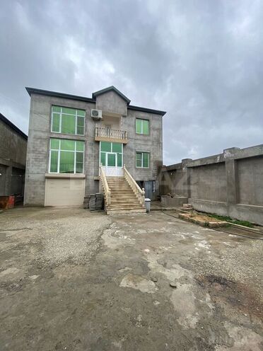 5 otaqlı həyət evi/bağ evi - Maştağa q. - 390 m² (1)