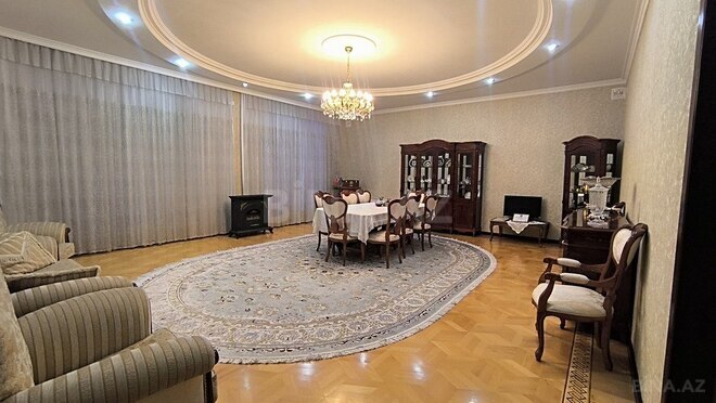 6 otaqlı həyət evi/bağ evi - Gəncə - 240 m² (2)