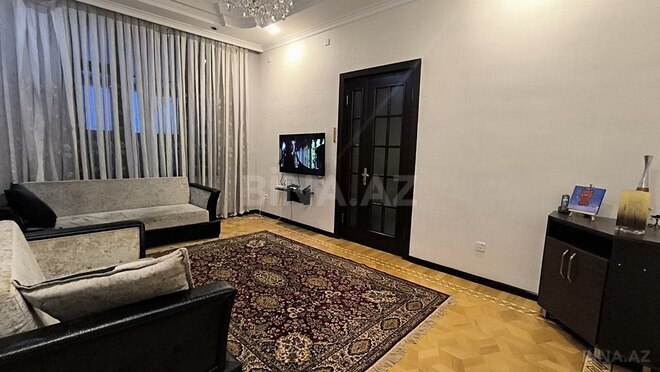 6 otaqlı həyət evi/bağ evi - Gəncə - 240 m² (7)