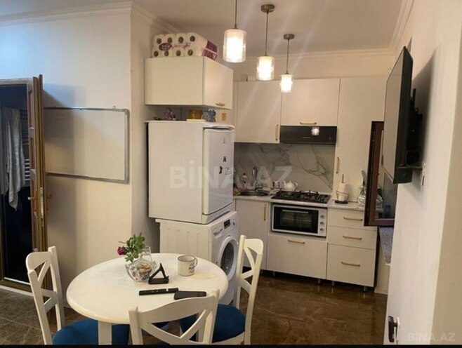 2 otaqlı köhnə tikili - İnşaatçılar m. - 45 m² (5)