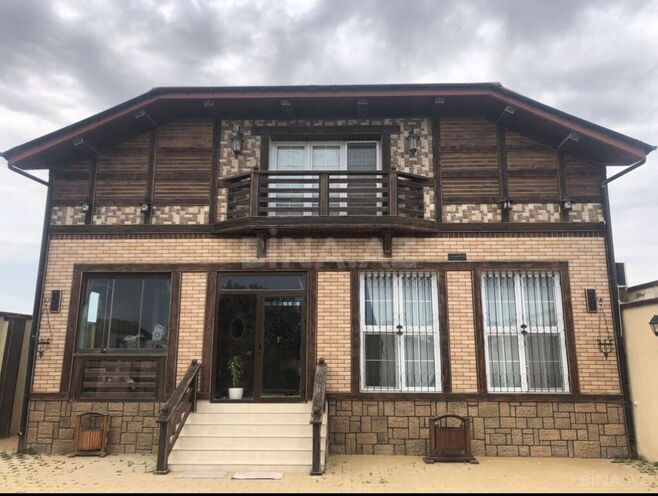 4 otaqlı həyət evi/bağ evi - Buzovna q. - 217 m² (1)