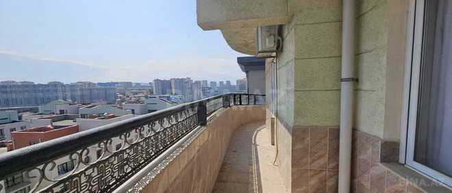 3-комн. новостройка - м. 8 ноября - 125 м² (12)