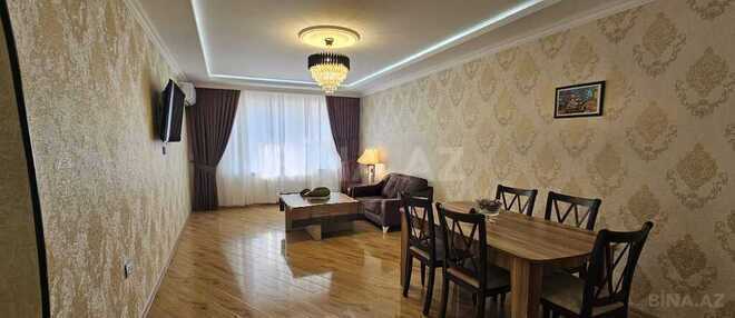 3-комн. новостройка - м. 8 ноября - 125 м² (1)