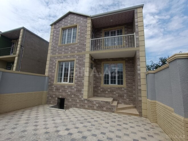 4 otaqlı həyət evi/bağ evi - Masazır q. - 160 m² (1)