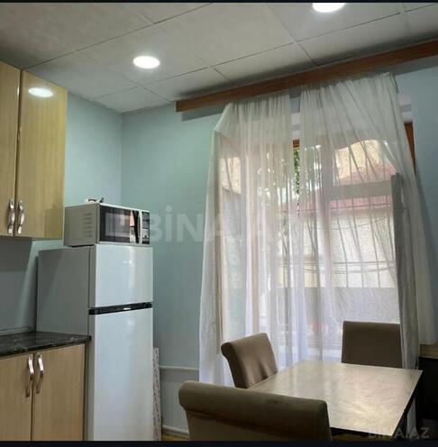 3-комн. вторичка - м. Элмляр Академиясы - 700 м² (6)
