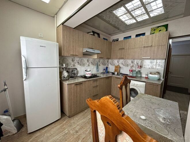 3 otaqlı köhnə tikili - 9-cu mikrorayon q. - 80 m² (15)