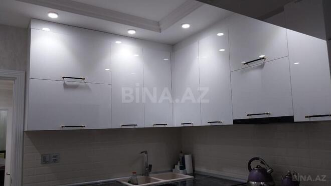 3 otaqlı köhnə tikili - İnşaatçılar m. - 90 m² (18)