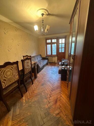 1 otaqlı köhnə tikili - Neftçilər m. - 30 m² (1)