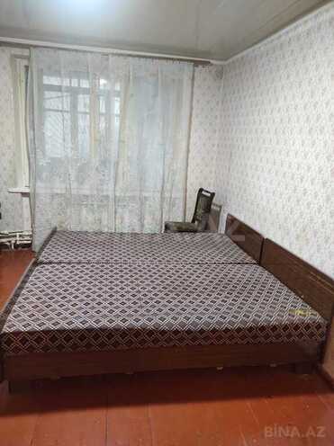 3-комн. вторичка - м. Нефтчиляр - 70 м² (2)