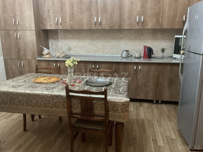 4 otaqlı həyət evi/bağ evi - Qusar - 200 m² (13)
