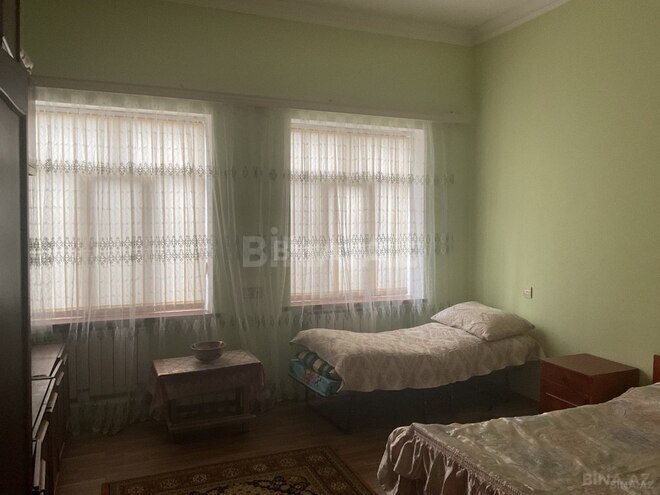 4 otaqlı həyət evi/bağ evi - Qusar - 200 m² (16)
