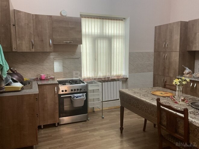 4 otaqlı həyət evi/bağ evi - Qusar - 200 m² (12)