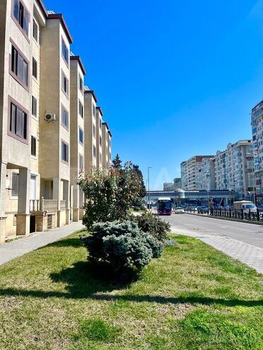3 otaqlı köhnə tikili - 8-ci mikrorayon q. - 65 m² (3)
