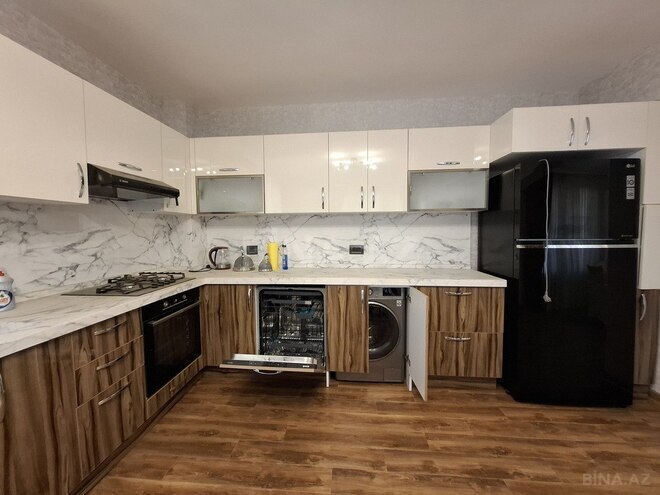 5 otaqlı həyət evi/bağ evi - Şüvəlan q. - 350 m² (19)