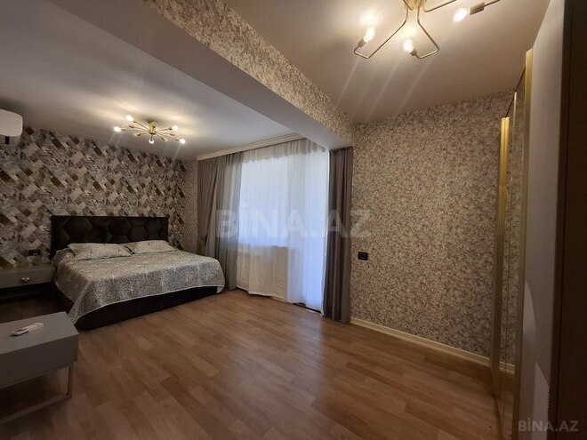 5 otaqlı həyət evi/bağ evi - Şüvəlan q. - 350 m² (20)