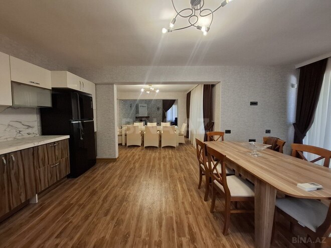 5 otaqlı həyət evi/bağ evi - Şüvəlan q. - 350 m² (25)