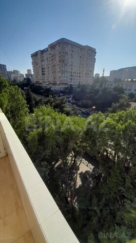 2 otaqlı köhnə tikili - Memar Əcəmi m. - 60 m² (13)