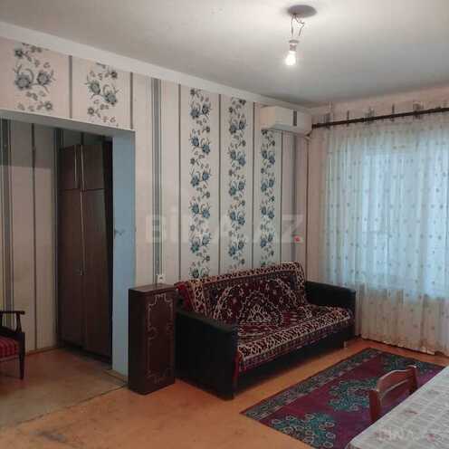 2 otaqlı köhnə tikili - 8-ci mikrorayon q. - 45 m² (5)