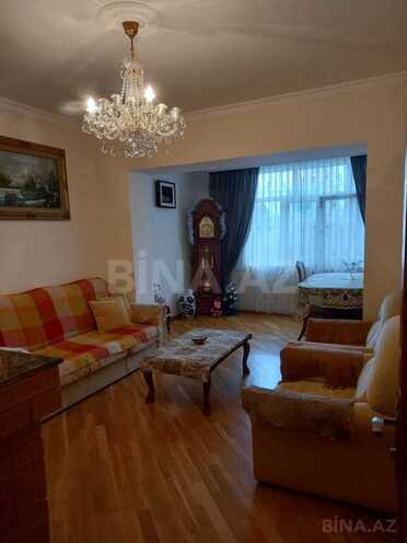 3 otaqlı köhnə tikili - Nəsimi r. - 80 m² (1)