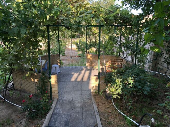 4 otaqlı həyət evi/bağ evi - Novxanı q. - 205 m² (6)
