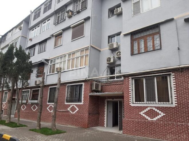 3 otaqlı köhnə tikili - 8 Noyabr m. - 80 m² (1)