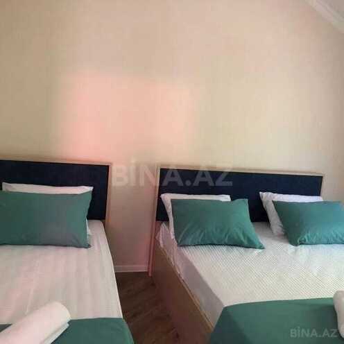 7 otaqlı həyət evi/bağ evi - Qax - 150 m² (17)